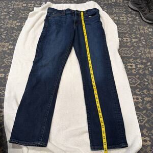 Vineyard Vine Men’s 30 X 32 Blue Denim Jeans Perfect !